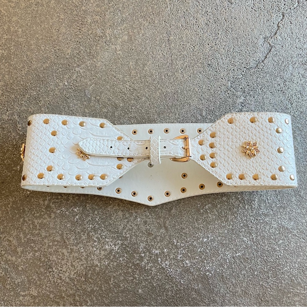 Gold Studded White Faux Leather Women's Belt With Stars